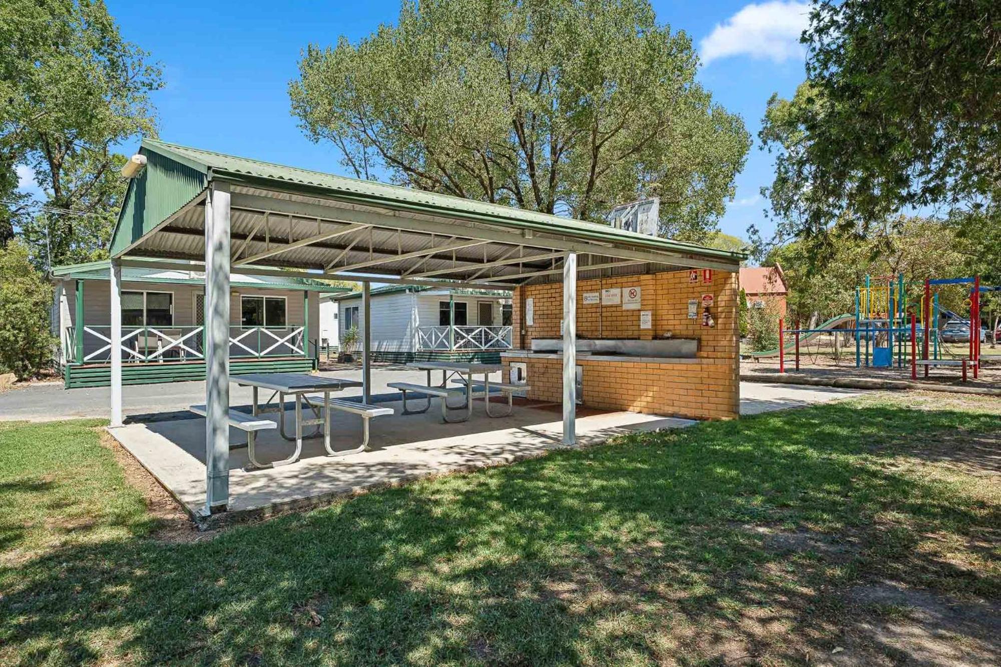 Borderland Wodonga Holiday Park Экстерьер фото